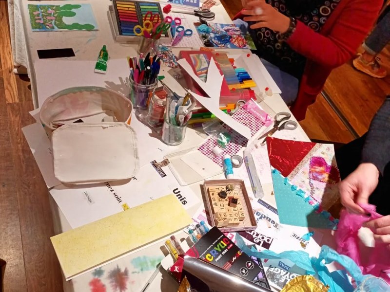 Reportage – Entre les lignes – Décembre&nbsp;2025